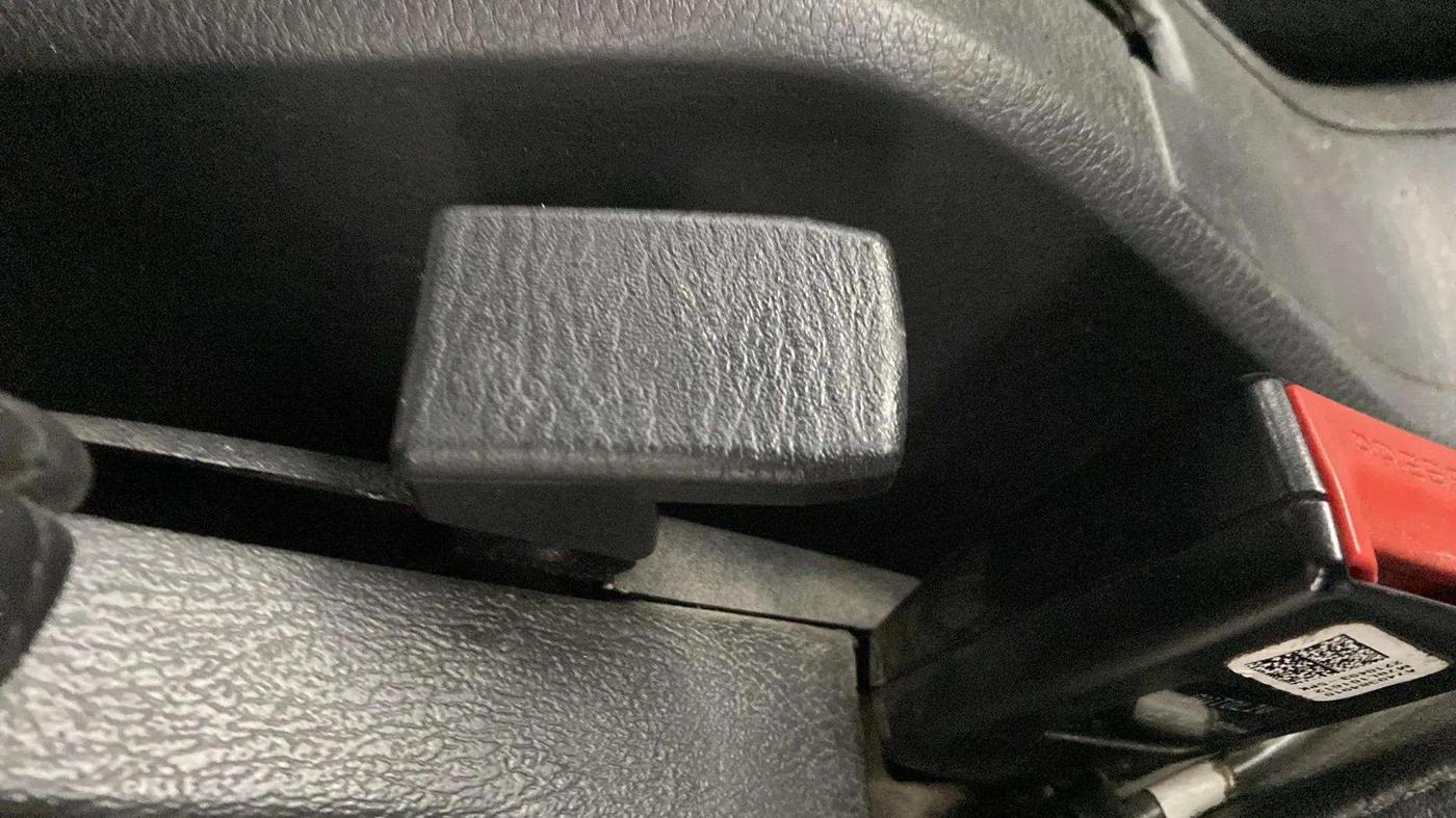 2023 Maruti Eeco 7 STR STD 1.2, Petrol, Manual, 22,147 km, Driver Side Adjustment Panel