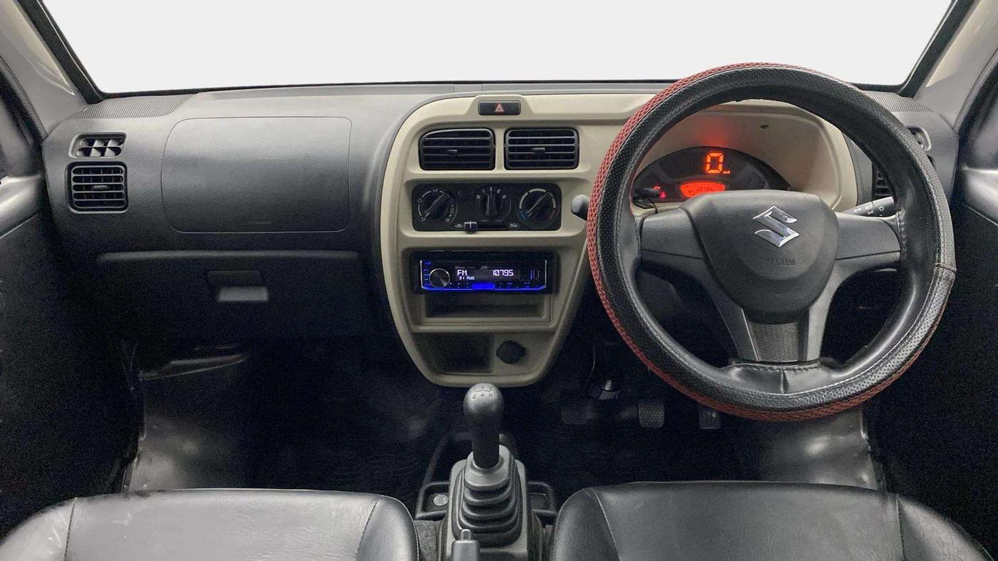 2023 Maruti Eeco 7 STR STD 1.2, Petrol, Manual, 22,147 km, Dashboard
