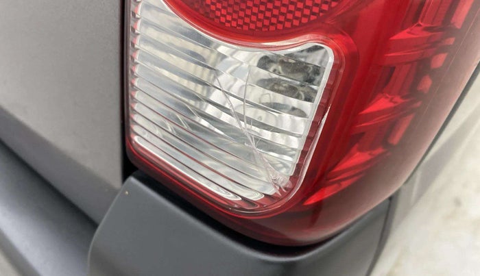 2023 Maruti Eeco 7 STR STD 1.2, Petrol, Manual, 22,133 km, Right tail light - < 2 inches,no. = 2