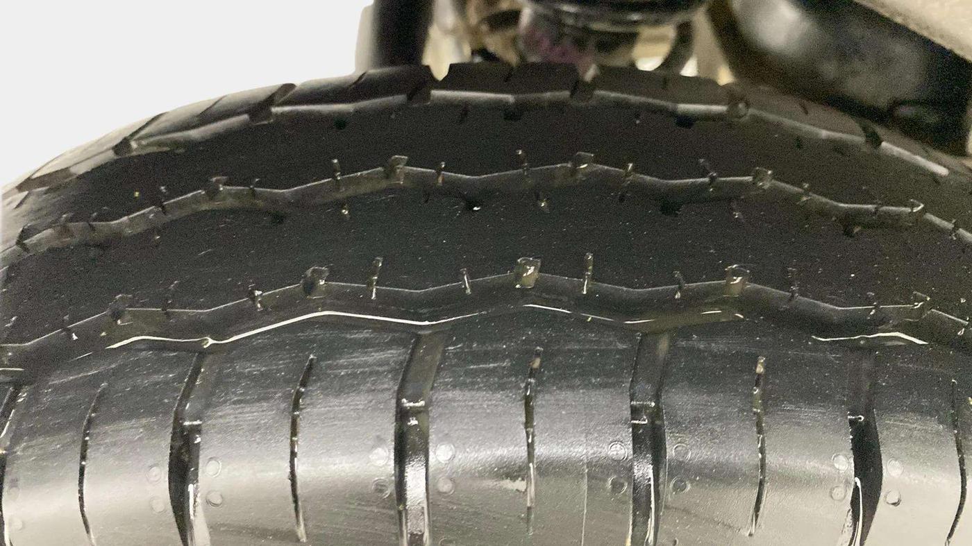 2023 Maruti Eeco 7 STR STD 1.2, Petrol, Manual, 22,147 km, Right Rear Tyre Tread