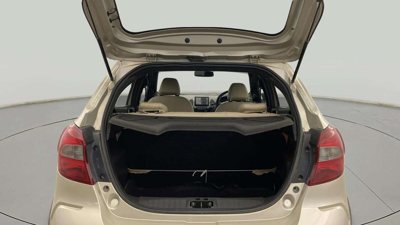 2018 Ford FREESTYLE TITANIUM 1.2 PETROL, Petrol, Manual, 26,842 km, Boot Inside