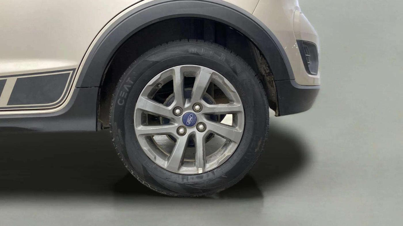 2018 Ford FREESTYLE TITANIUM 1.2 PETROL, Petrol, Manual, 26,842 km, Left Rear Wheel