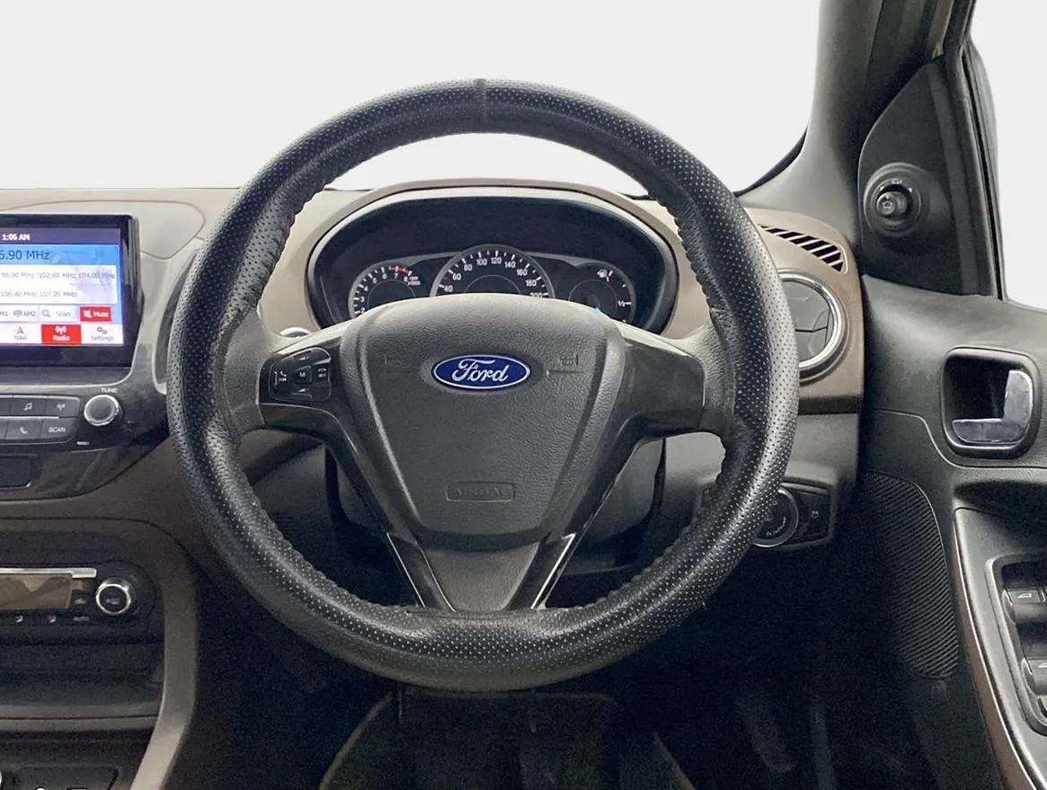 2018 Ford FREESTYLE TITANIUM 1.2 PETROL, Petrol, Manual, 26,842 km, Steering Wheel Close Up