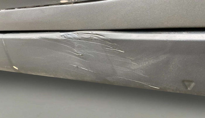 2019 Tata NEXON XM PETROL, CNG, Manual, 59,984 km, Left running board - Slightly dented