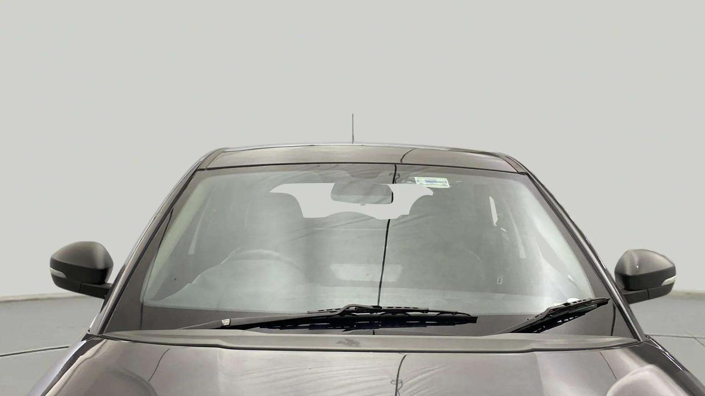 2019 Tata NEXON XM PETROL, CNG, Manual, 60,312 km, Front Windshield