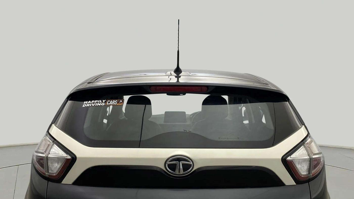 2019 Tata NEXON XM PETROL, CNG, Manual, 60,312 km, Rear Windshield