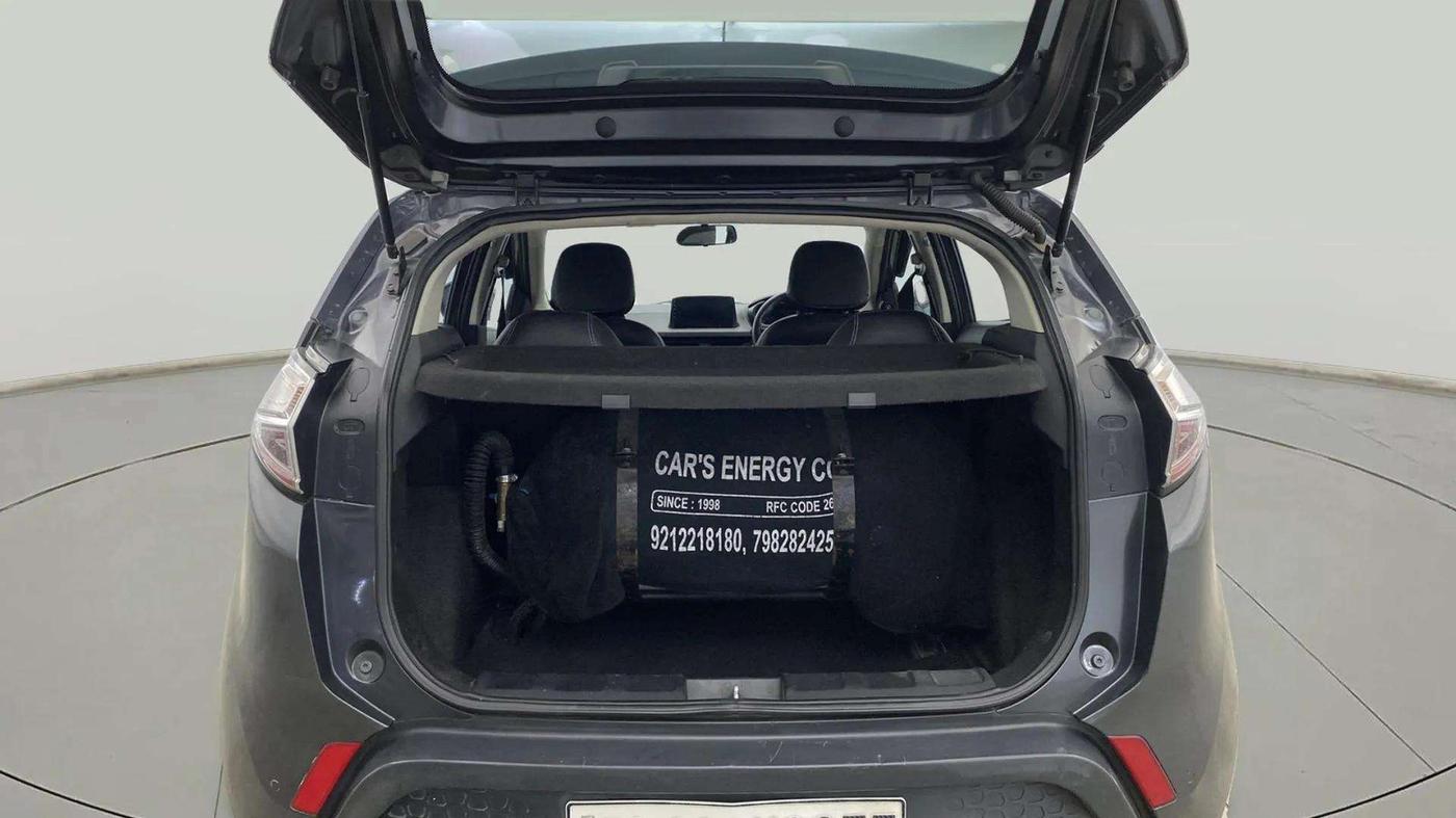 2019 Tata NEXON XM PETROL, CNG, Manual, 60,312 km, Boot Inside