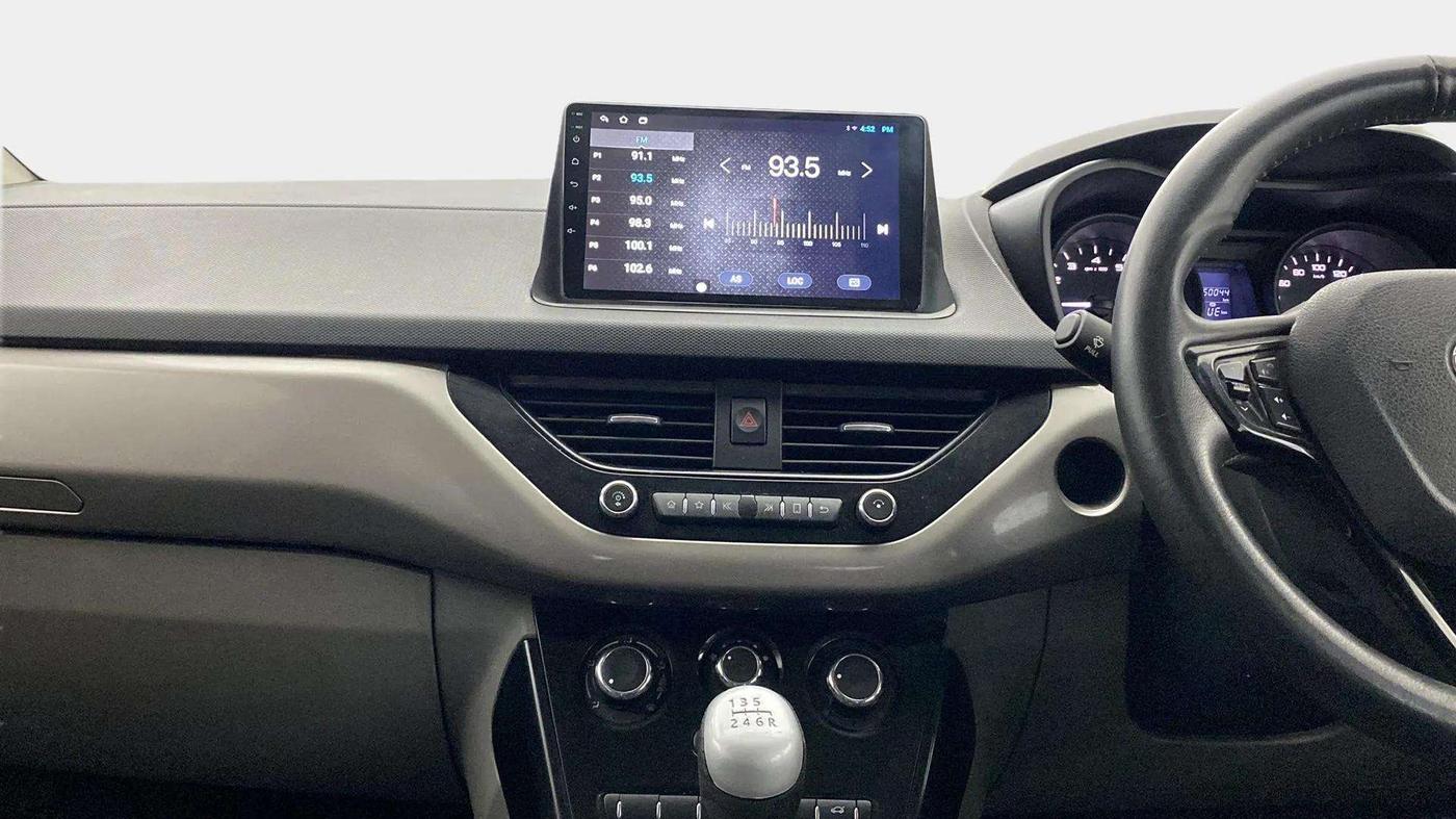 2019 Tata NEXON XM PETROL, CNG, Manual, 60,312 km, Air Conditioner