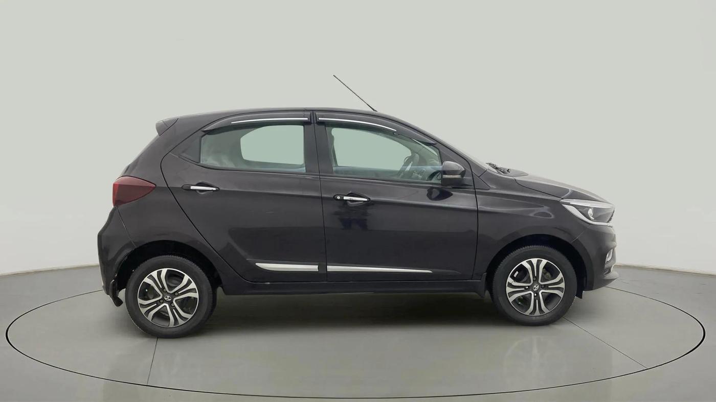 2022 Tata Tiago XZ PLUS CNG, CNG, Manual, 52,907 km, Right Side View