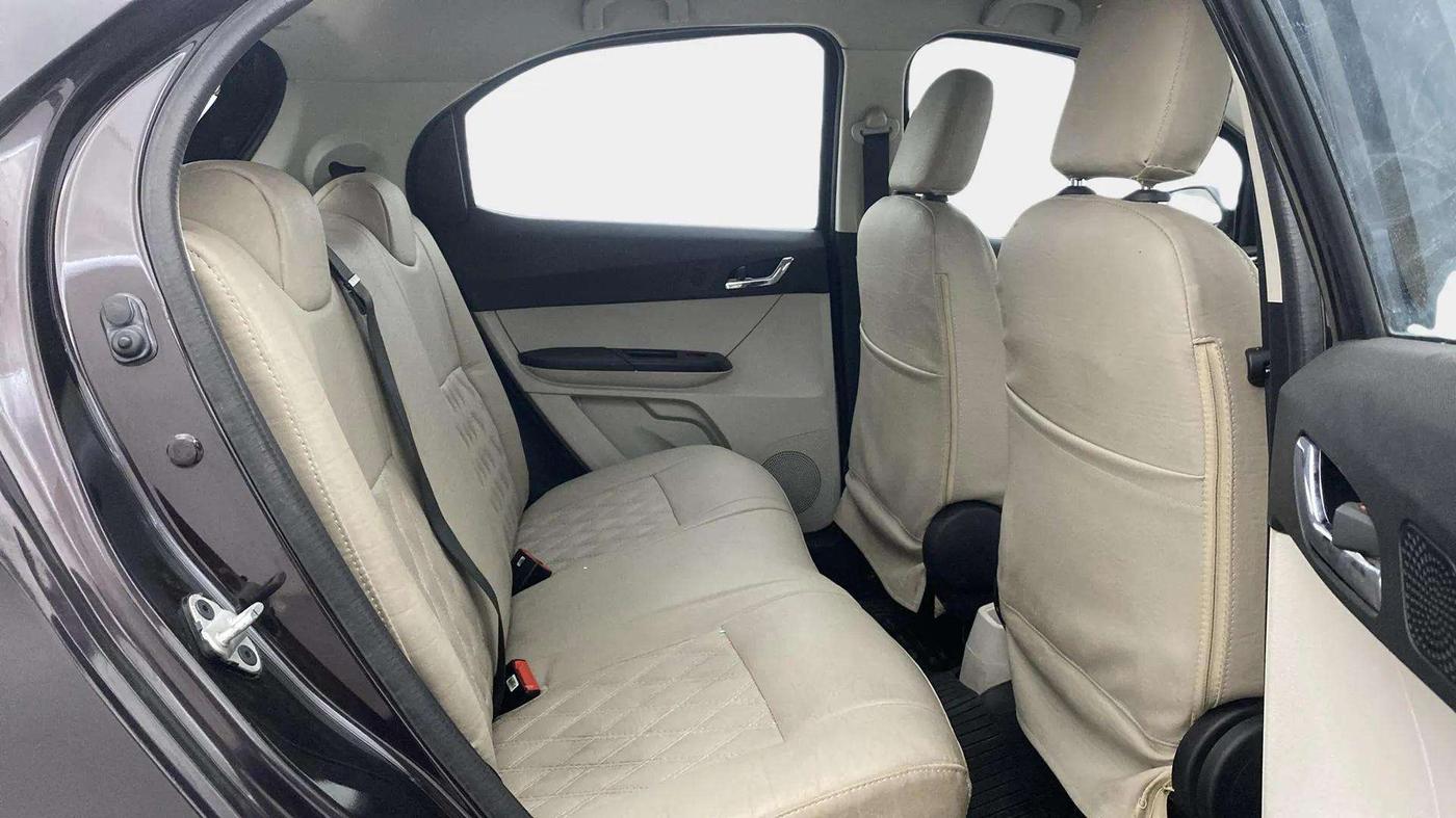 2022 Tata Tiago XZ PLUS CNG, CNG, Manual, 52,907 km, Right Side Rear Door Cabin
