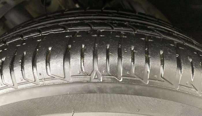 2022 Tata Tiago XZ PLUS CNG, CNG, Manual, 52,907 km, Right Front Tyre Tread