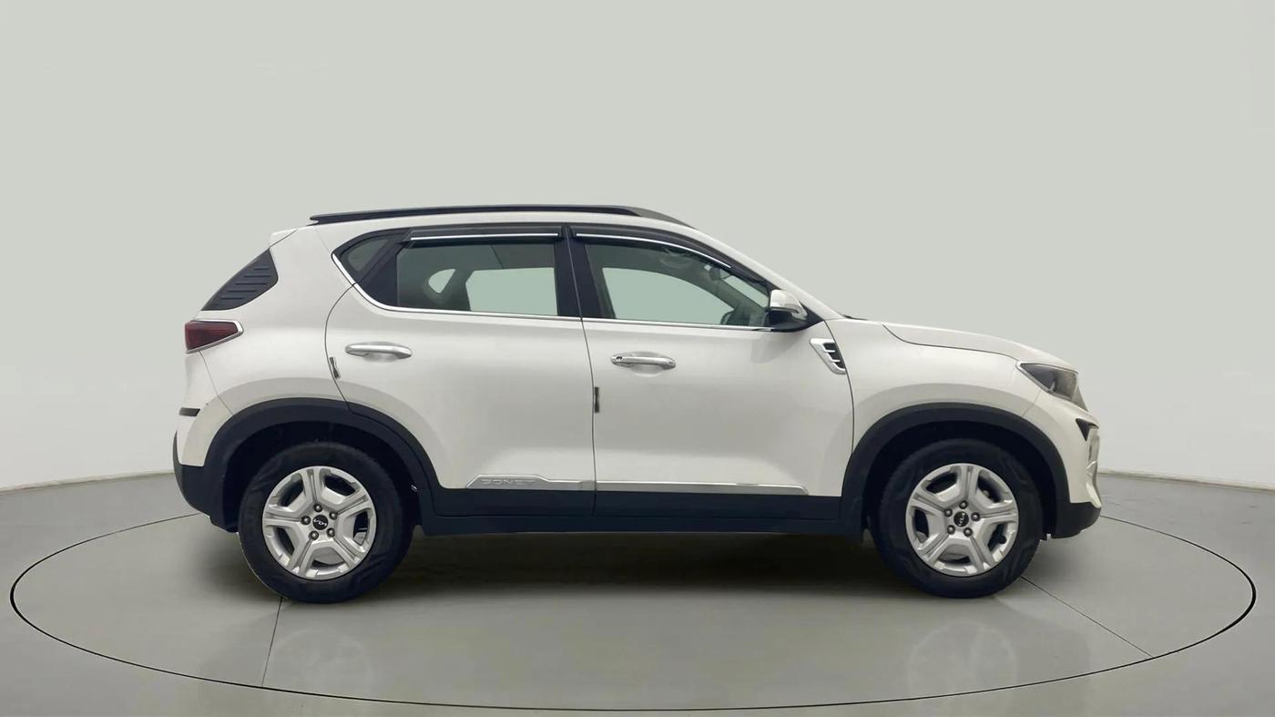 2023 KIA SONET HTK PLUS 1.2, Petrol, Manual, 5,757 km, Right Side View