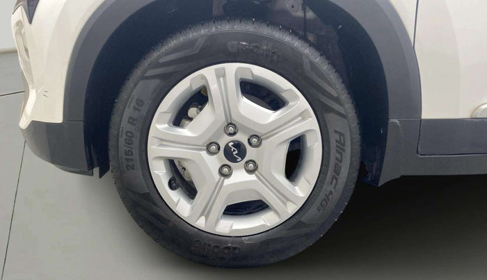 2023 KIA SONET HTK PLUS 1.2, Petrol, Manual, 5,757 km, Left Front Wheel