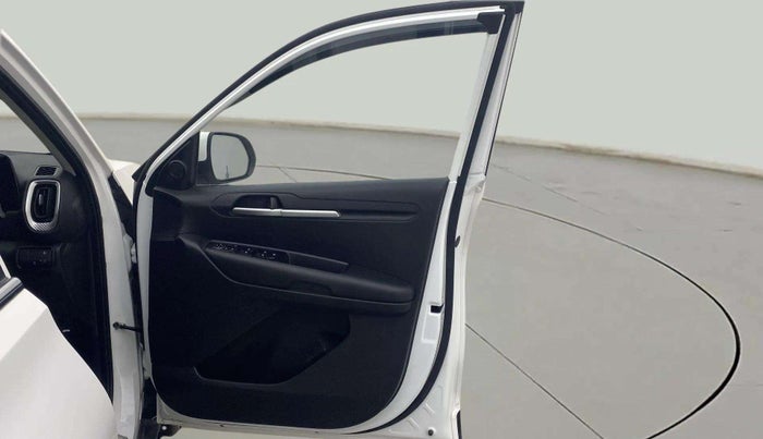 2023 KIA SONET HTK PLUS 1.2, Petrol, Manual, 5,757 km, RHS Front Door