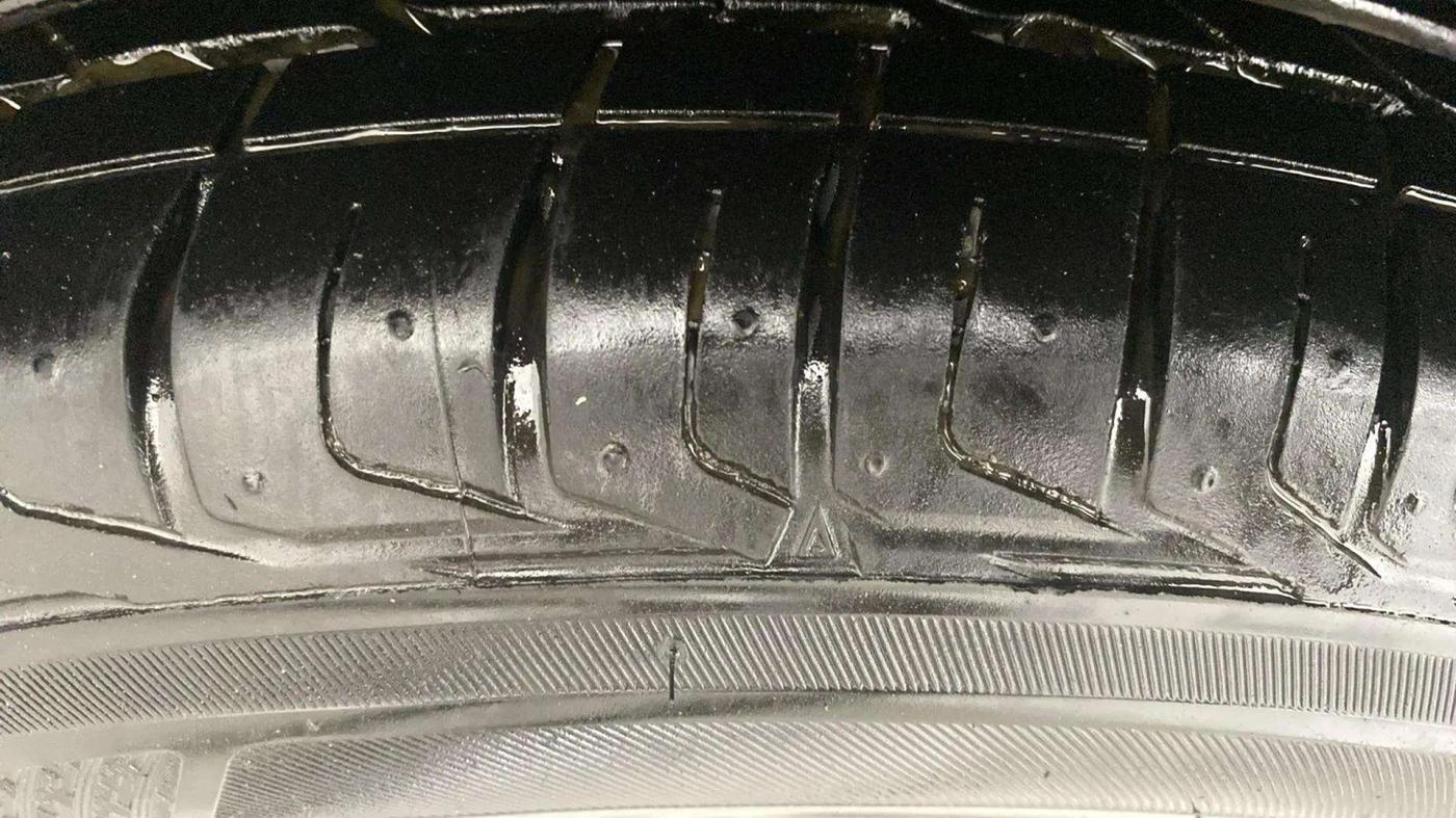 2021 Tata NEXON XZA PLUS PETROL, Petrol, Automatic, 57,239 km, Right Rear Tyre Tread
