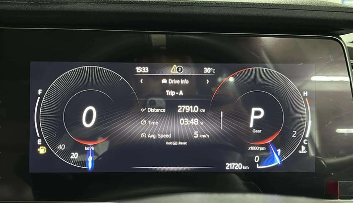 2022 Mahindra XUV700 AX 3 P AT 5 STR, Petrol, Automatic, 21,703 km, Odometer Image