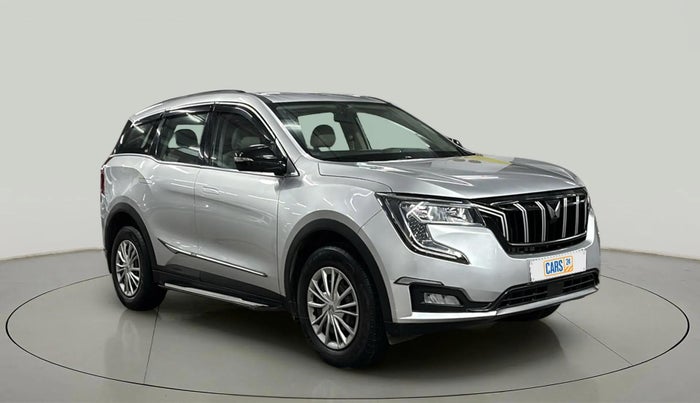 2022 Mahindra XUV700 AX 3 P AT 5 STR, Petrol, Automatic, 21,703 km, Right Front Diagonal