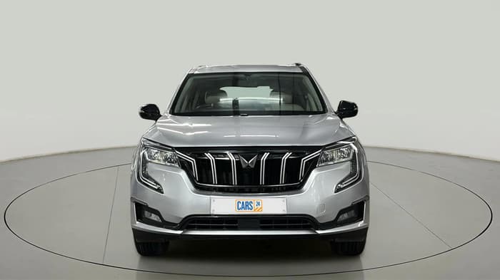 2022 Mahindra XUV700 AX 3 P AT 5 STR, Petrol, Automatic, 22,298 km, Front