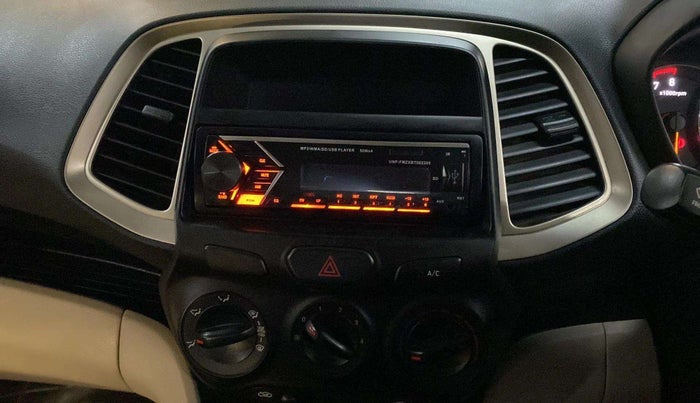 2020 Hyundai NEW SANTRO ERA EXECUTIVE, Petrol, Manual, 29,380 km, Infotainment system - Display is damaged