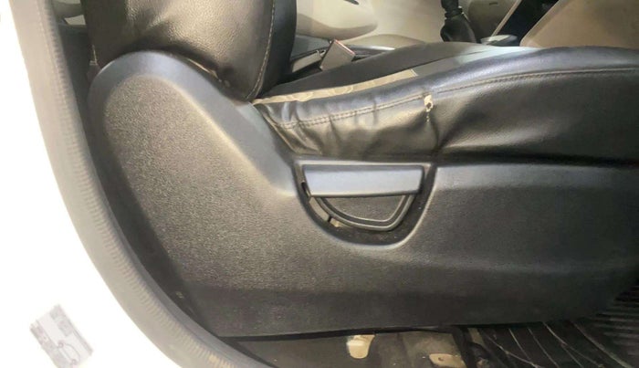 2020 Hyundai NEW SANTRO ERA EXECUTIVE, Petrol, Manual, 29,380 km, Driver Side Adjustment Panel