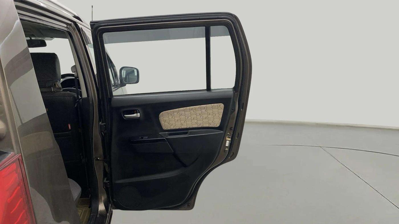 2017 Maruti Wagon R 1.0 VXI AMT, Petrol, Automatic, 53,092 km, RHS Rear Door