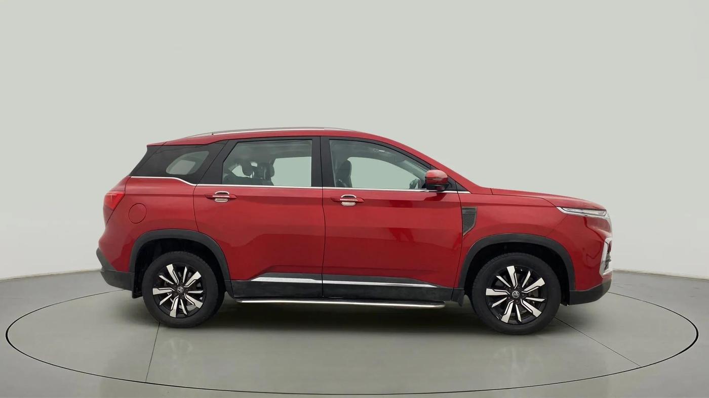 2019 MG HECTOR SHARP 1.5 DCT PETROL, Petrol, Automatic, 15,735 km, Right Side View
