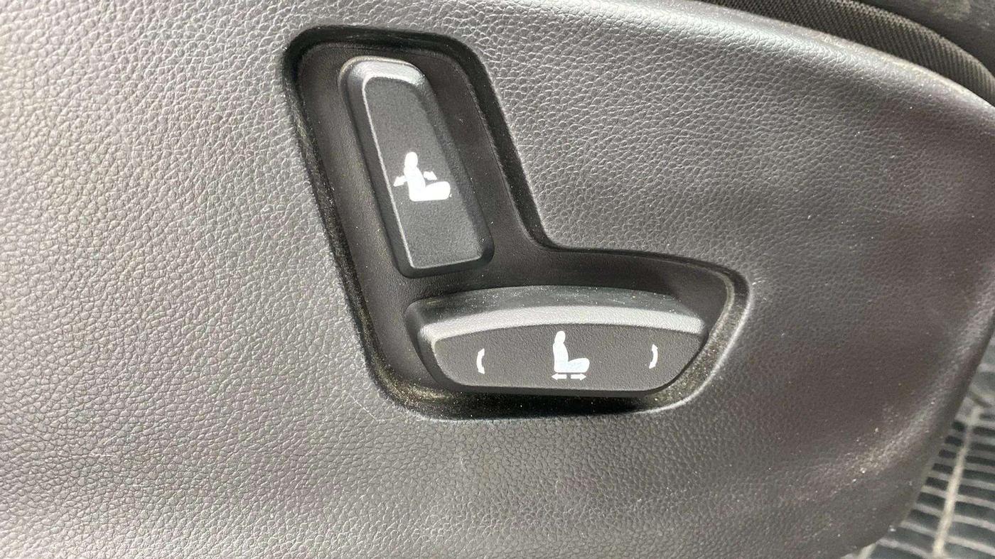 2019 MG HECTOR SHARP 1.5 DCT PETROL, Petrol, Automatic, 15,735 km, Driver Side Adjustment Panel
