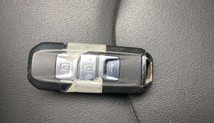2019 MG HECTOR SHARP 1.5 DCT PETROL, Petrol, Automatic, 14,932 km, Key Close Up