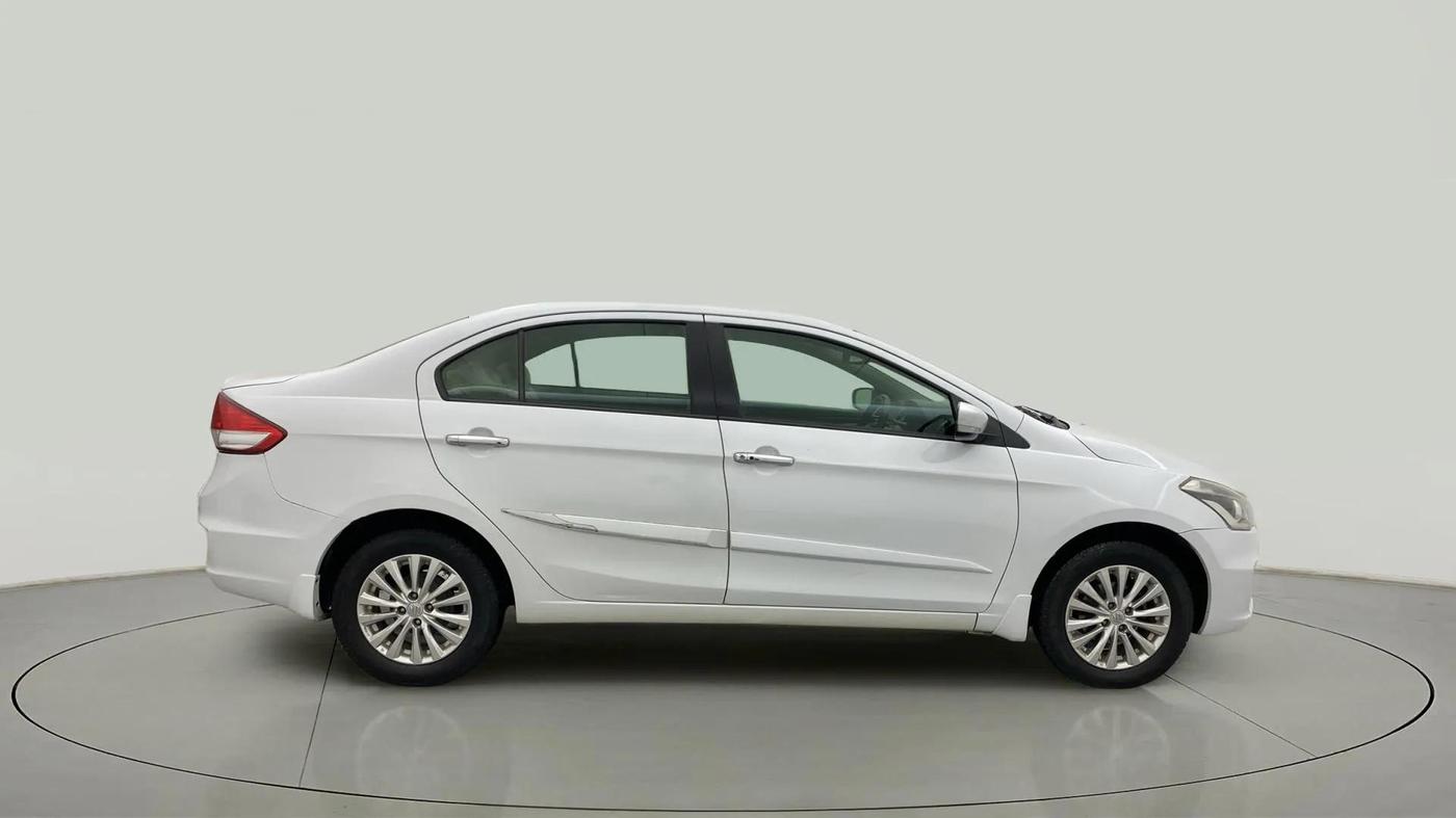 2018 Maruti Ciaz ZETA 1.4  MT PETROL, Petrol, Manual, 1,00,300 km, Right Side View
