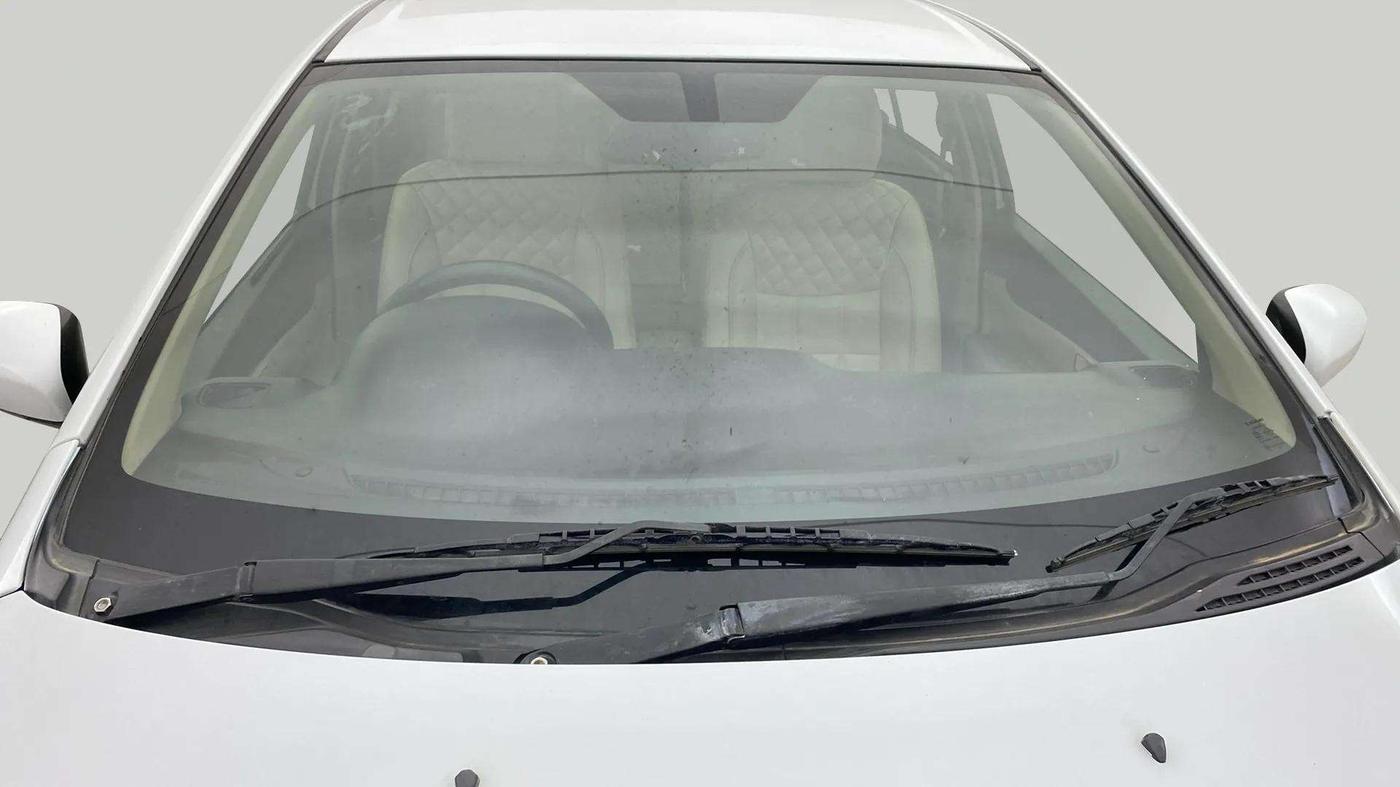 2018 Maruti Ciaz ZETA 1.4  MT PETROL, Petrol, Manual, 1,00,300 km, Front Windshield