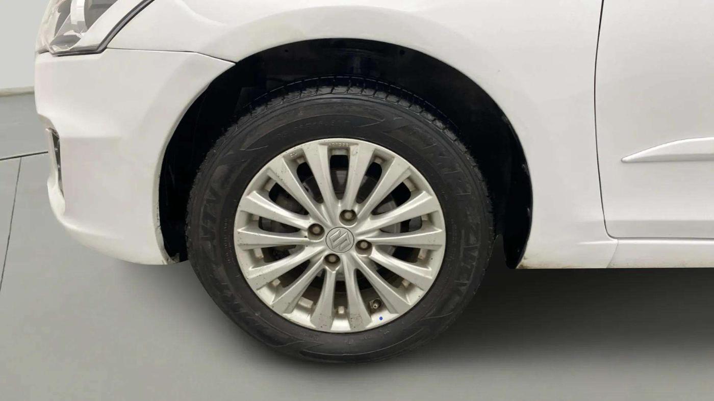 2018 Maruti Ciaz ZETA 1.4  MT PETROL, Petrol, Manual, 1,00,300 km, Left Front Wheel