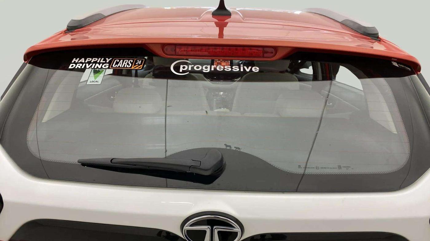 2023 Tata NEXON XZA PLUS LUXURY SUNROOF PETROL, Petrol, Automatic, 9,885 km, Rear Windshield