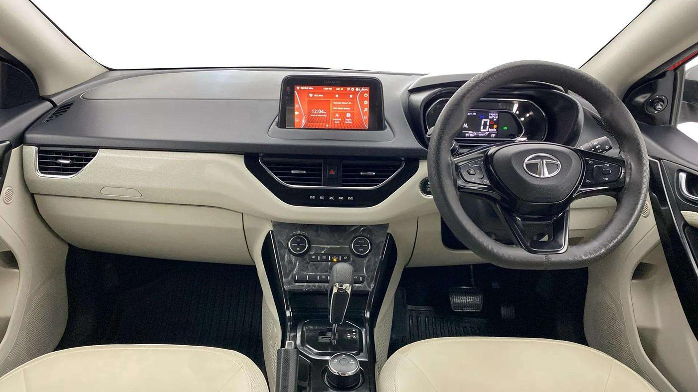 2023 Tata NEXON XZA PLUS LUXURY SUNROOF PETROL, Petrol, Automatic, 9,885 km, Dashboard