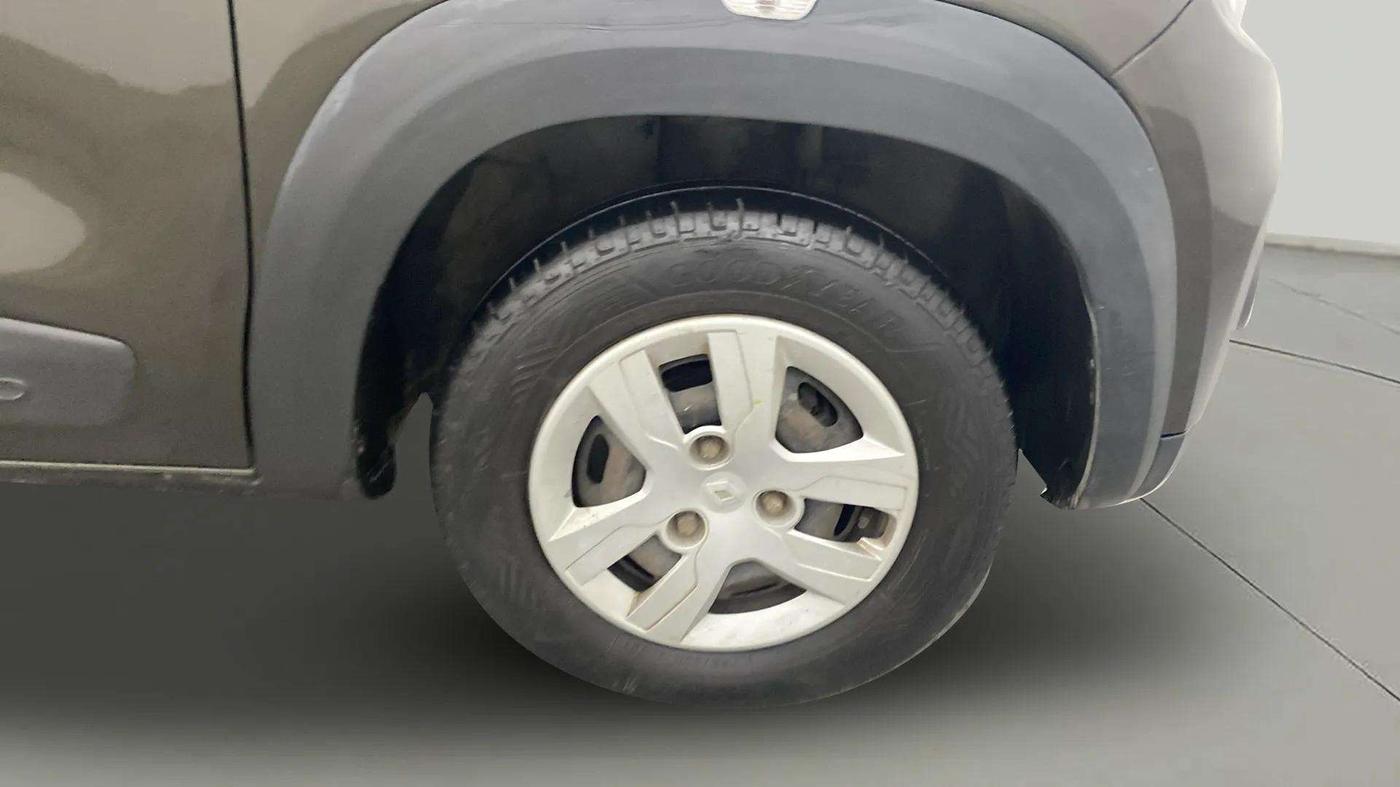 2016 Renault Kwid RXT 0.8, Petrol, Manual, 73,025 km, Right Front Wheel