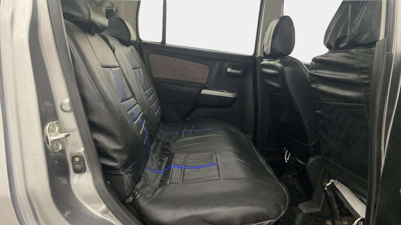 2014 Maruti Wagon R 1.0 VXI, Petrol, Manual, 94,037 km, Right Side Rear Door Cabin