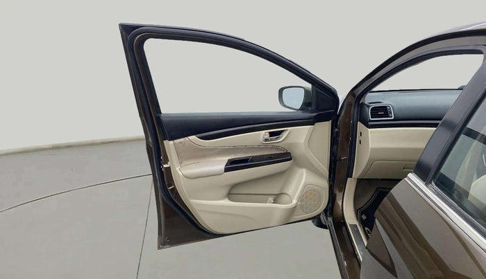 2016 Maruti Ciaz VXI+, Petrol, Manual, 54,298 km, LHS Front Door