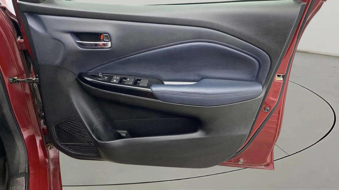 2022 Maruti Baleno ALPHA 1.2 AGS, Petrol, Automatic, 38,657 km, Driver Side Door Panels Control