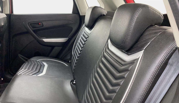 2022 Maruti Vitara Brezza VXI, Petrol, Manual, 25,457 km, Right Side Rear Door Cabin