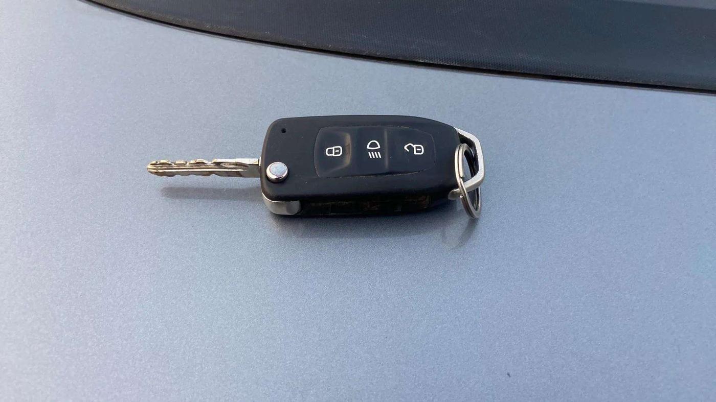 2018 Tata Tiago XZ PETROL, Petrol, Manual, 93,020 km, Key Close Up