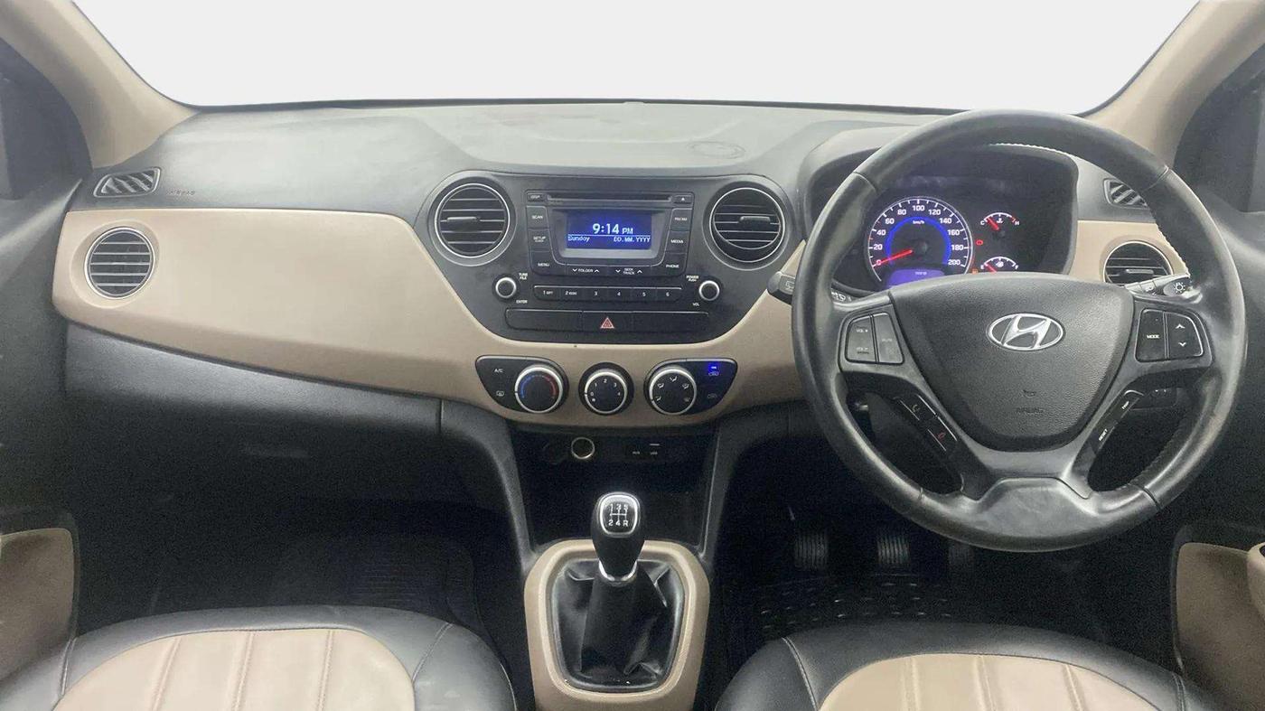 2016 Hyundai Grand i10 ASTA (O) 1.2 KAPPA VTVT, Petrol, Manual, 69,330 km, Dashboard