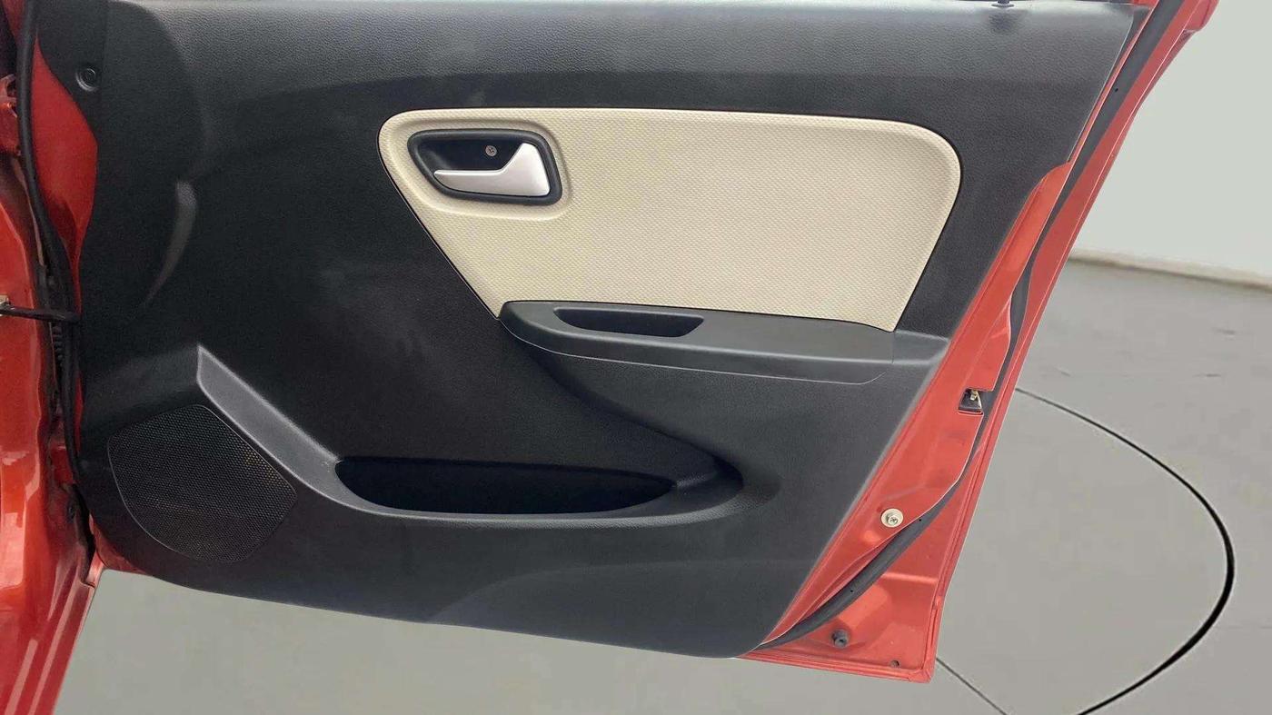2020 Maruti Alto LXI, Petrol, Manual, 41,488 km, Driver Side Door Panels Control