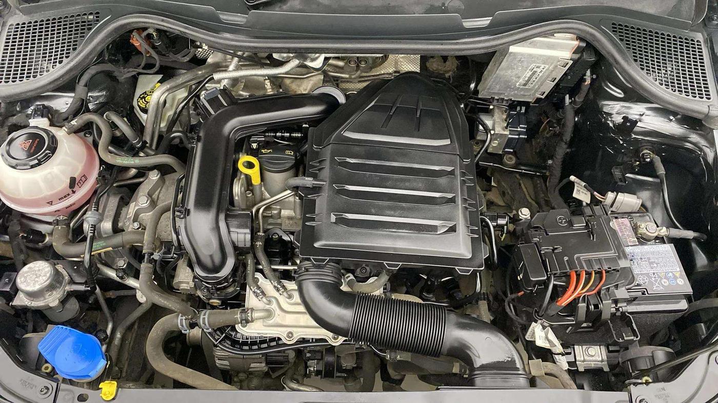 2020 Skoda Rapid ACTIVE 1.0 TSI, Petrol, Manual, 43,539 km, Engine View