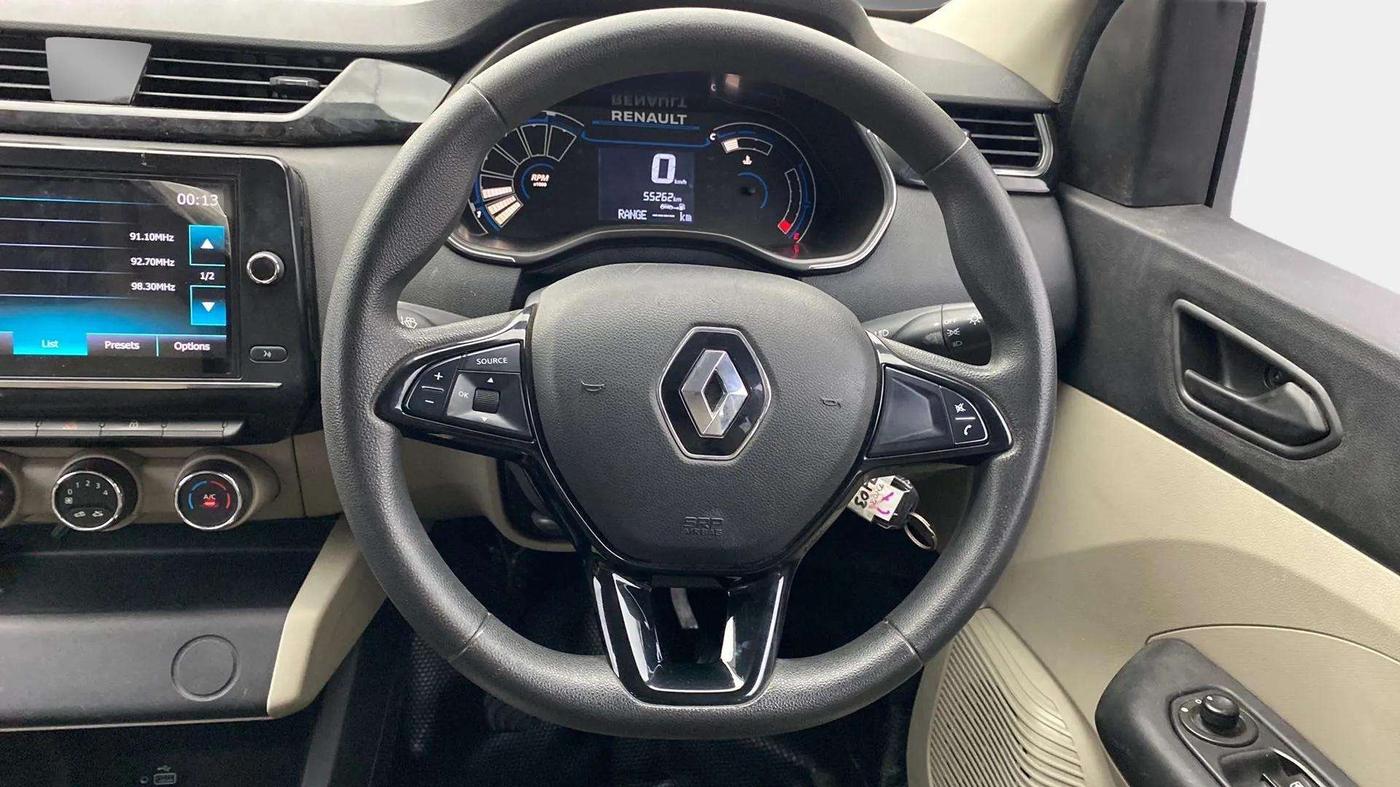 2021 Renault TRIBER RXT, Petrol, Manual, 55,278 km, Steering Wheel Close Up