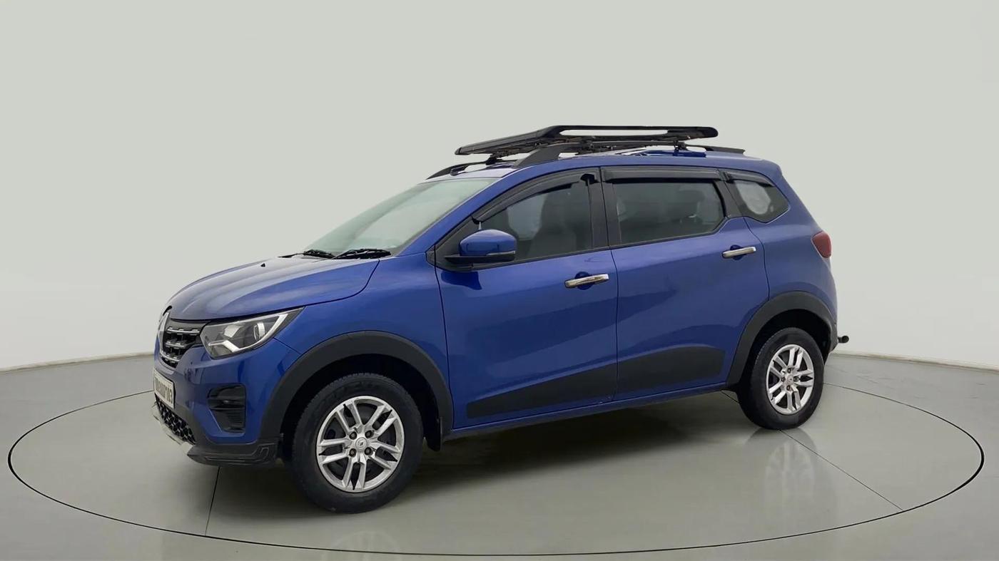 2021 Renault TRIBER RXT, Petrol, Manual, 55,278 km, Left Front Diagonal