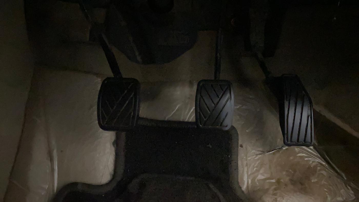 2022 Maruti Dzire VXI, Petrol, Manual, 56,772 km, Pedals