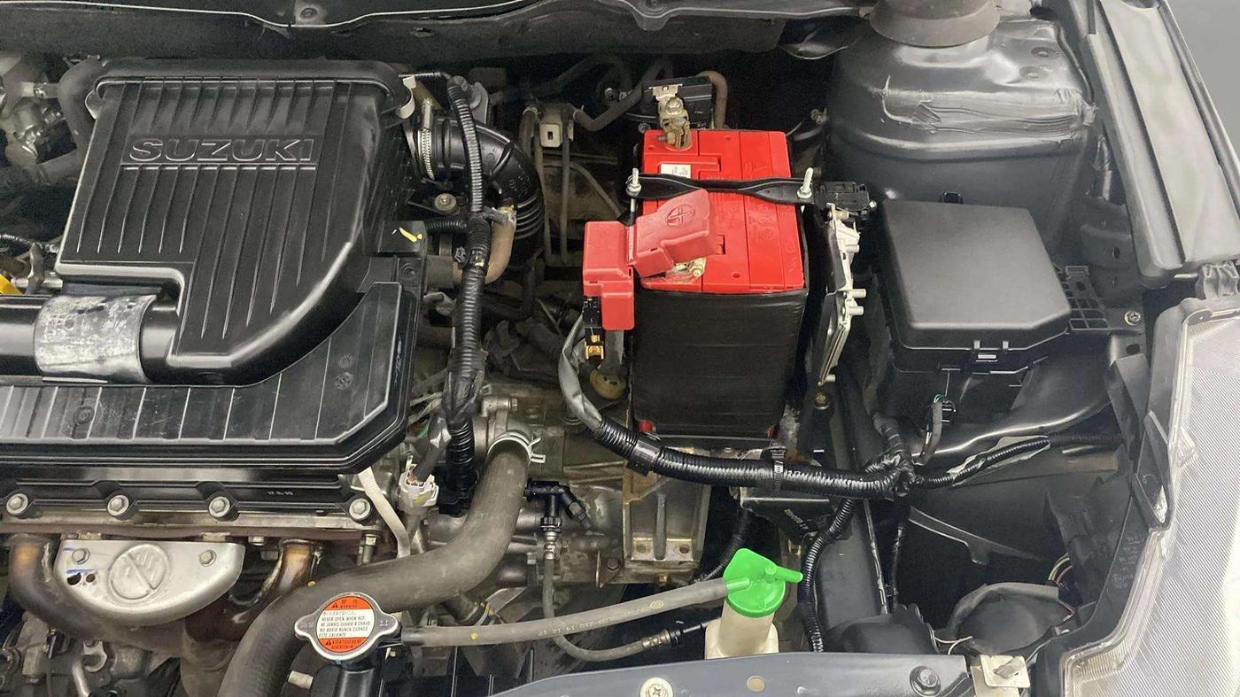 2018 Maruti Ciaz ZETA 1.4  MT PETROL, Petrol, Manual, 70,847 km, Engine View - Left
