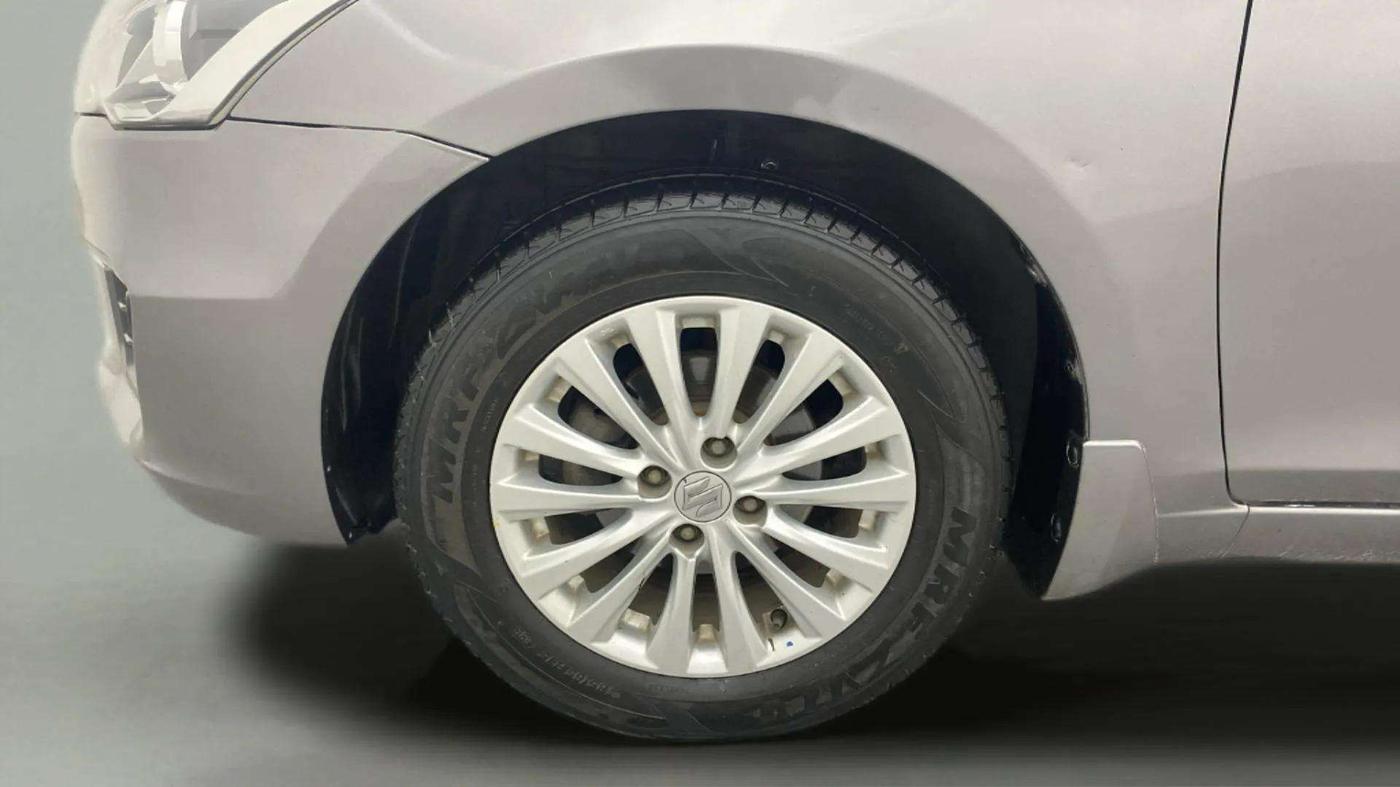 2018 Maruti Ciaz ZETA 1.4  MT PETROL, Petrol, Manual, 70,847 km, Left Front Wheel