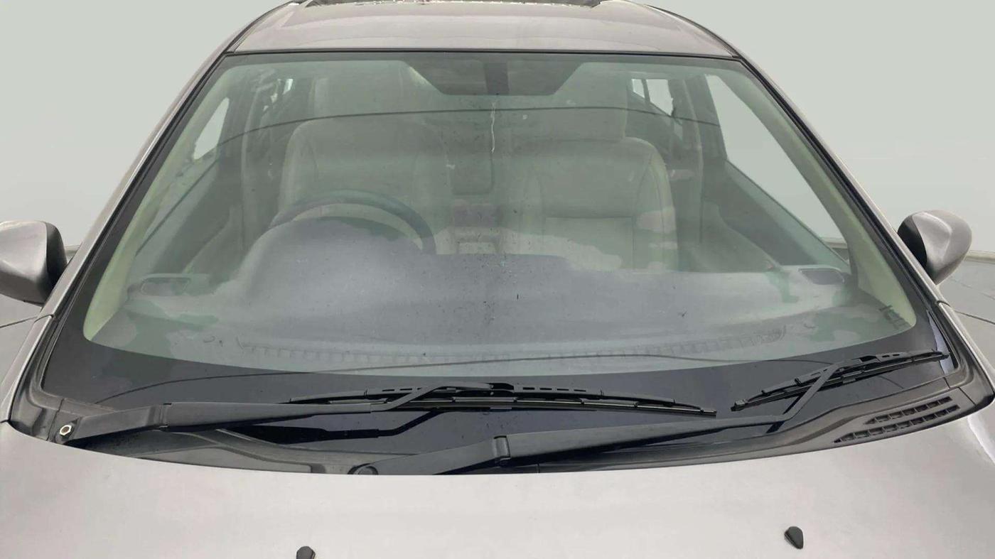 2018 Maruti Ciaz ZETA 1.4  MT PETROL, Petrol, Manual, 70,847 km, Front Windshield