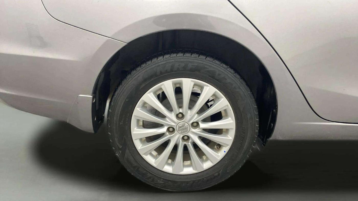 2018 Maruti Ciaz ZETA 1.4  MT PETROL, Petrol, Manual, 70,847 km, Right Rear Wheel