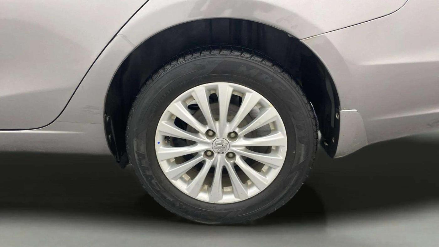 2018 Maruti Ciaz ZETA 1.4  MT PETROL, Petrol, Manual, 70,847 km, Left Rear Wheel